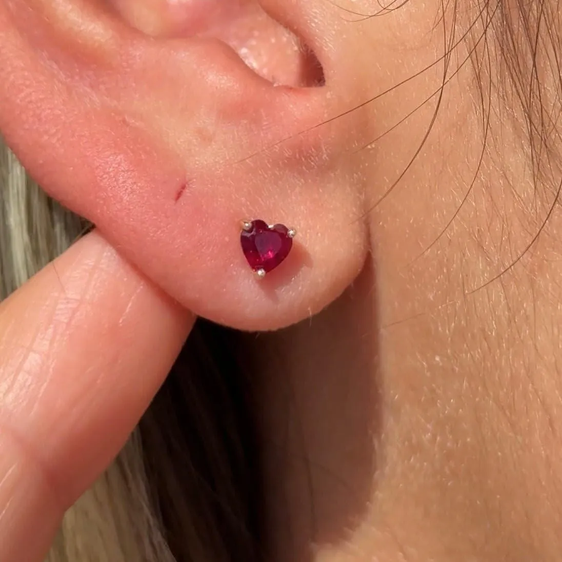 14K Gold Gemstone Heart Flat Back Earring CZ Stud Earring for Women Birthstone Threaded Earlobe Tragus Helix Piercing Jewelry 5mm Earring for Upper Ear Cartilage Piercings SINGLE STUD or PAIR