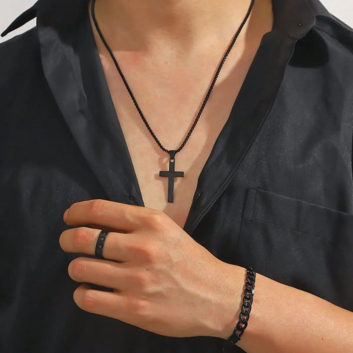 3 Pcs Man's Stainless Steel Cross Necklace Bracelet Ring Set Silver/Black Christian Gift Figaro Chain Necklace Crucifix Cross Pendant Cuban Chain Bracelet Hollow Cross Ring(Black)