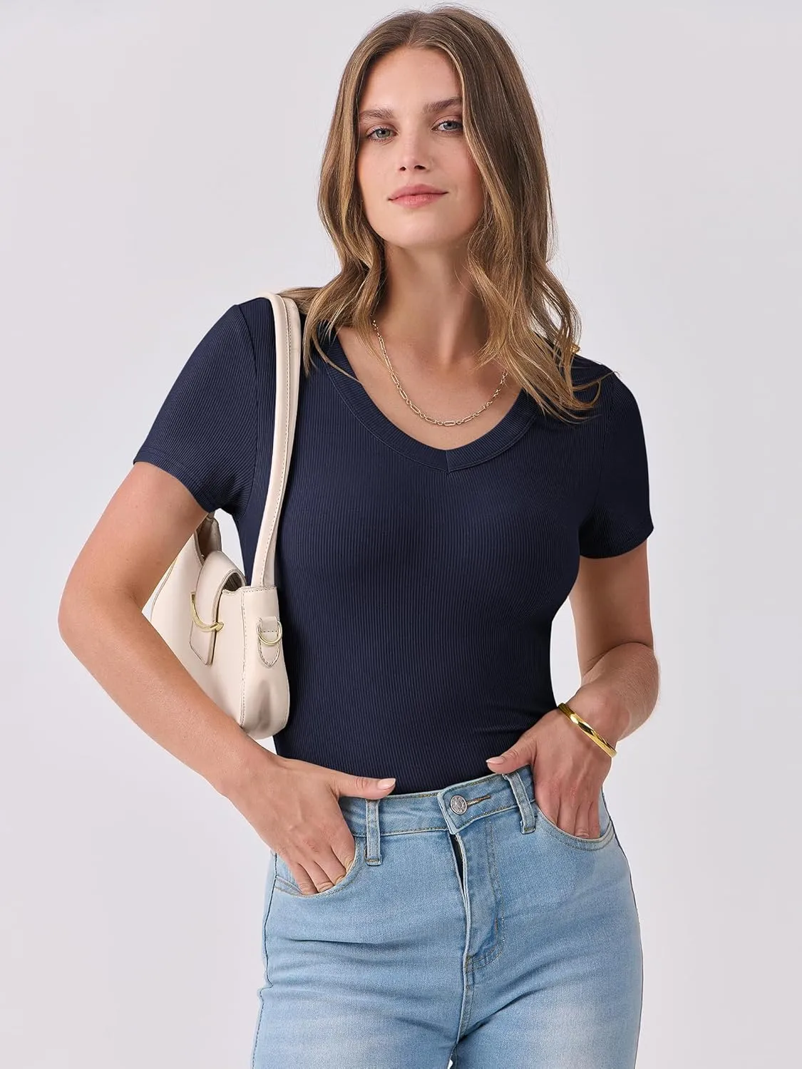 ANRABESS Women Short Sleeve V Neck Ribbed Knit Fitted Shirts Basic Tees Tops 2025 Summer Casual T-Shirts Going Out Outfits