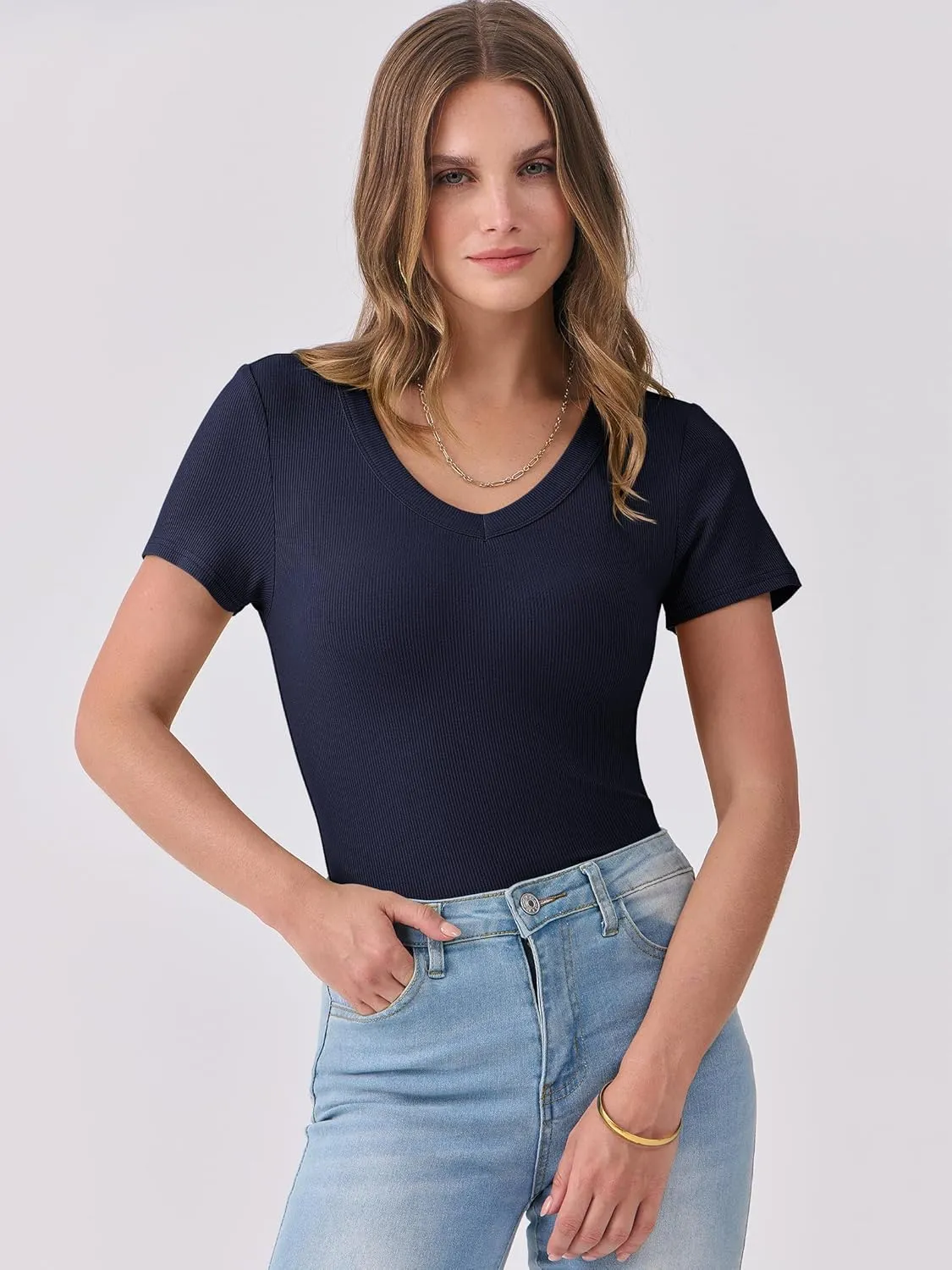 ANRABESS Women Short Sleeve V Neck Ribbed Knit Fitted Shirts Basic Tees Tops 2025 Summer Casual T-Shirts Going Out Outfits