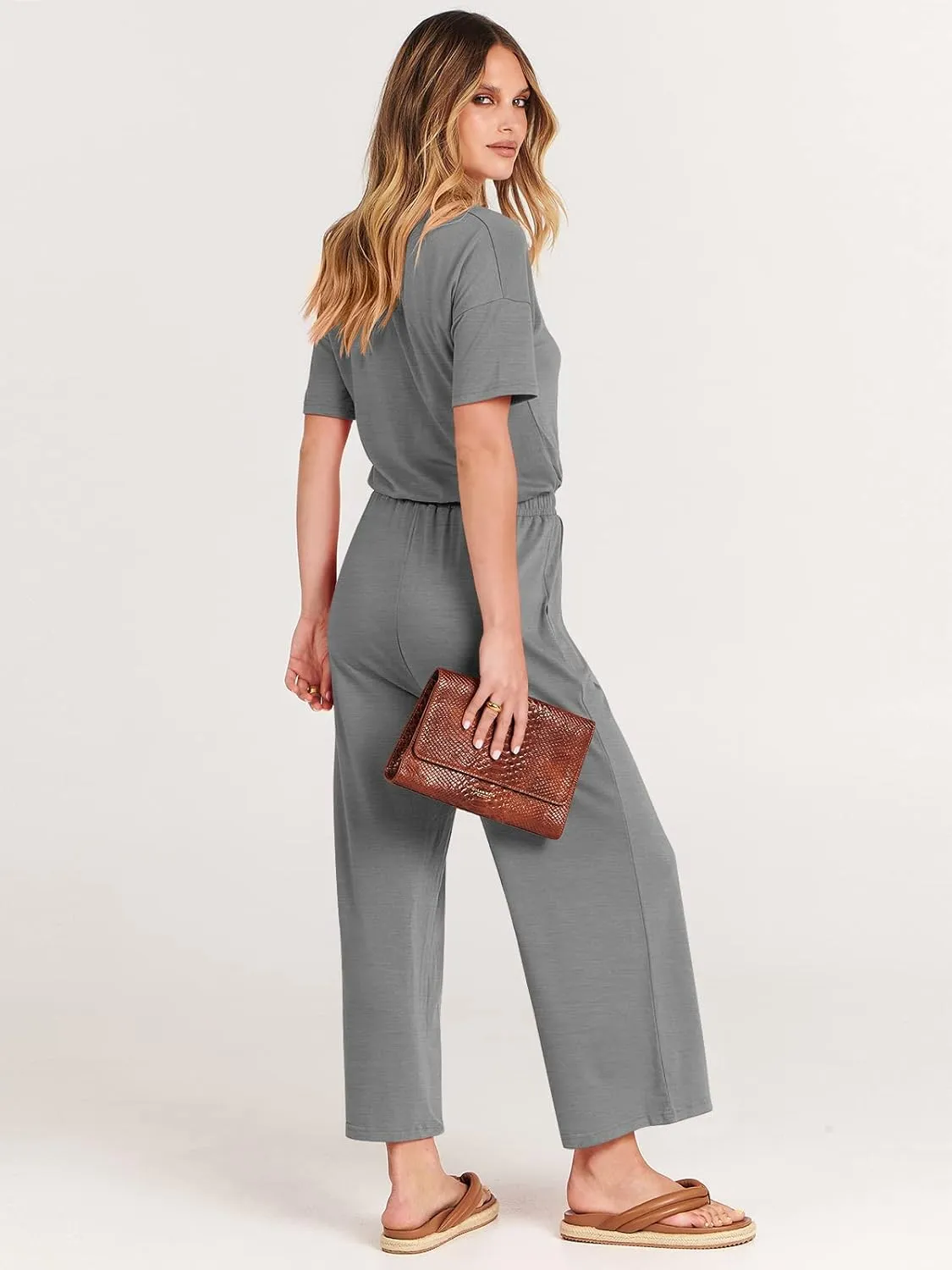 ANRABESS Women Summer Casual Short Sleeve V Neck Elastic Waist Wide Leg Cropped Pants Jumpsuits Rompers with Pockets