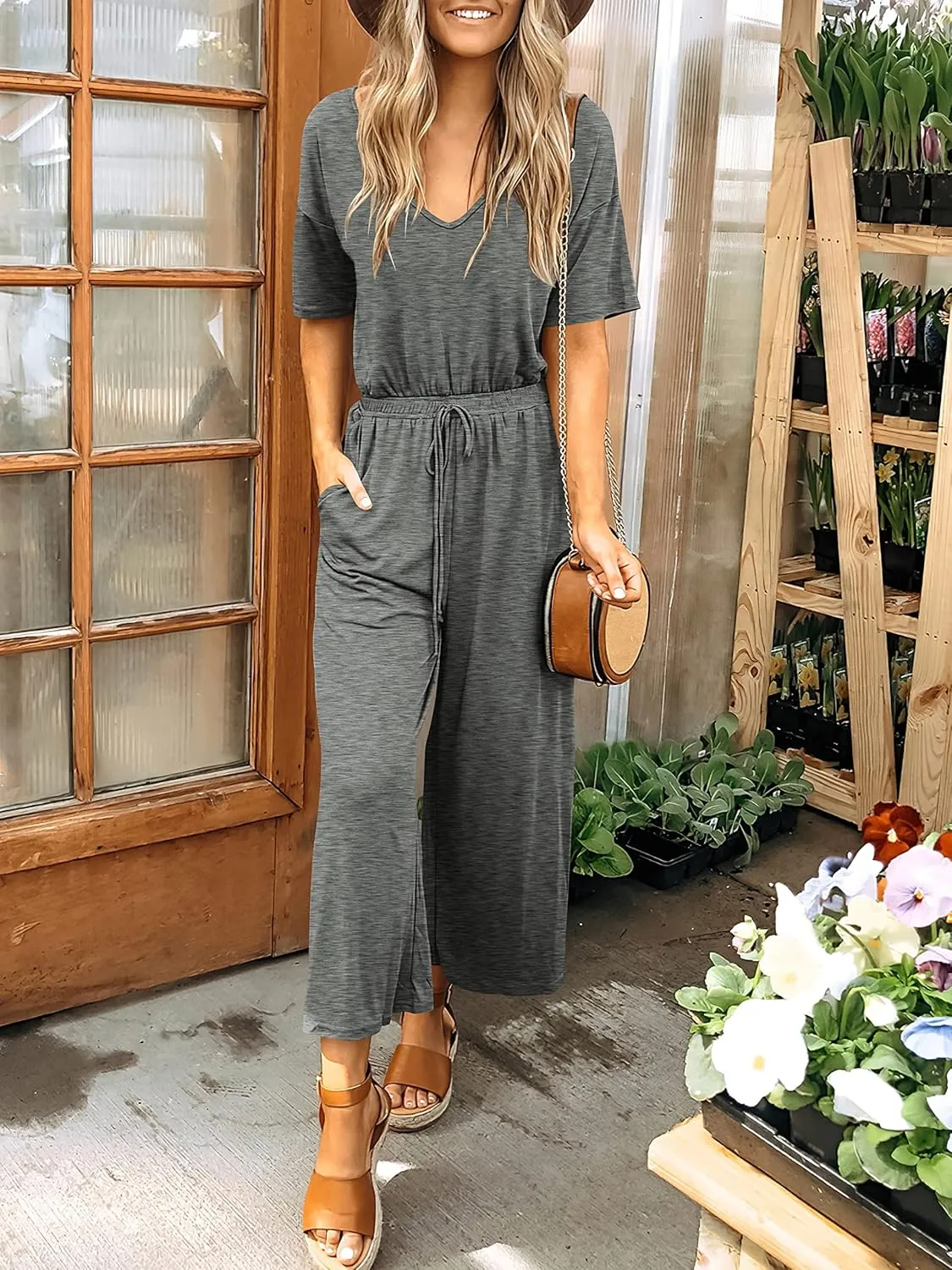 ANRABESS Women Summer Casual Short Sleeve V Neck Elastic Waist Wide Leg Cropped Pants Jumpsuits Rompers with Pockets