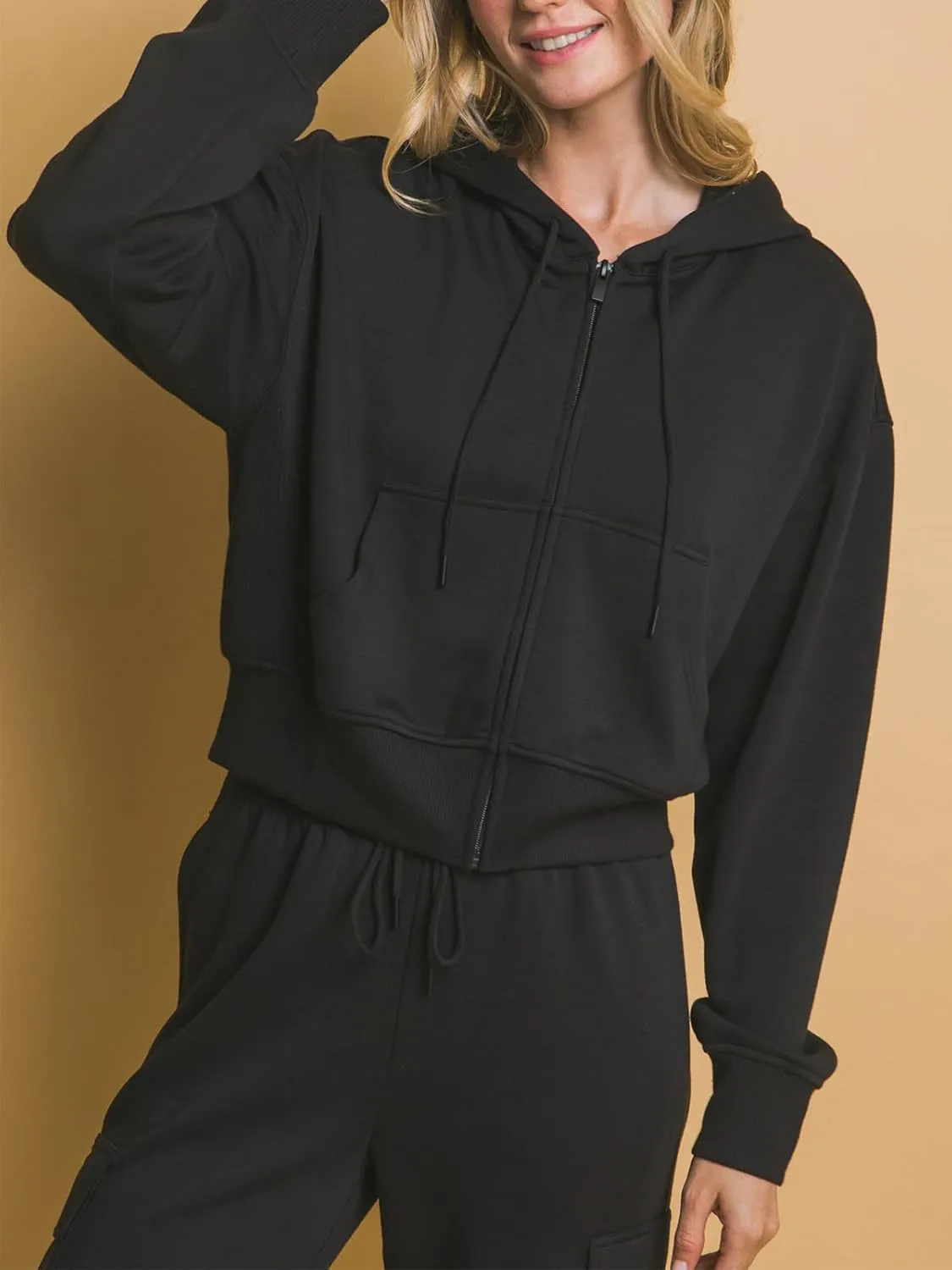 Design by Olivia Women's Zip Up Hoodies Cropped Sweatshirts Fleece Jackets Fall Outfits Casual Hooded Tops Winter Clothes