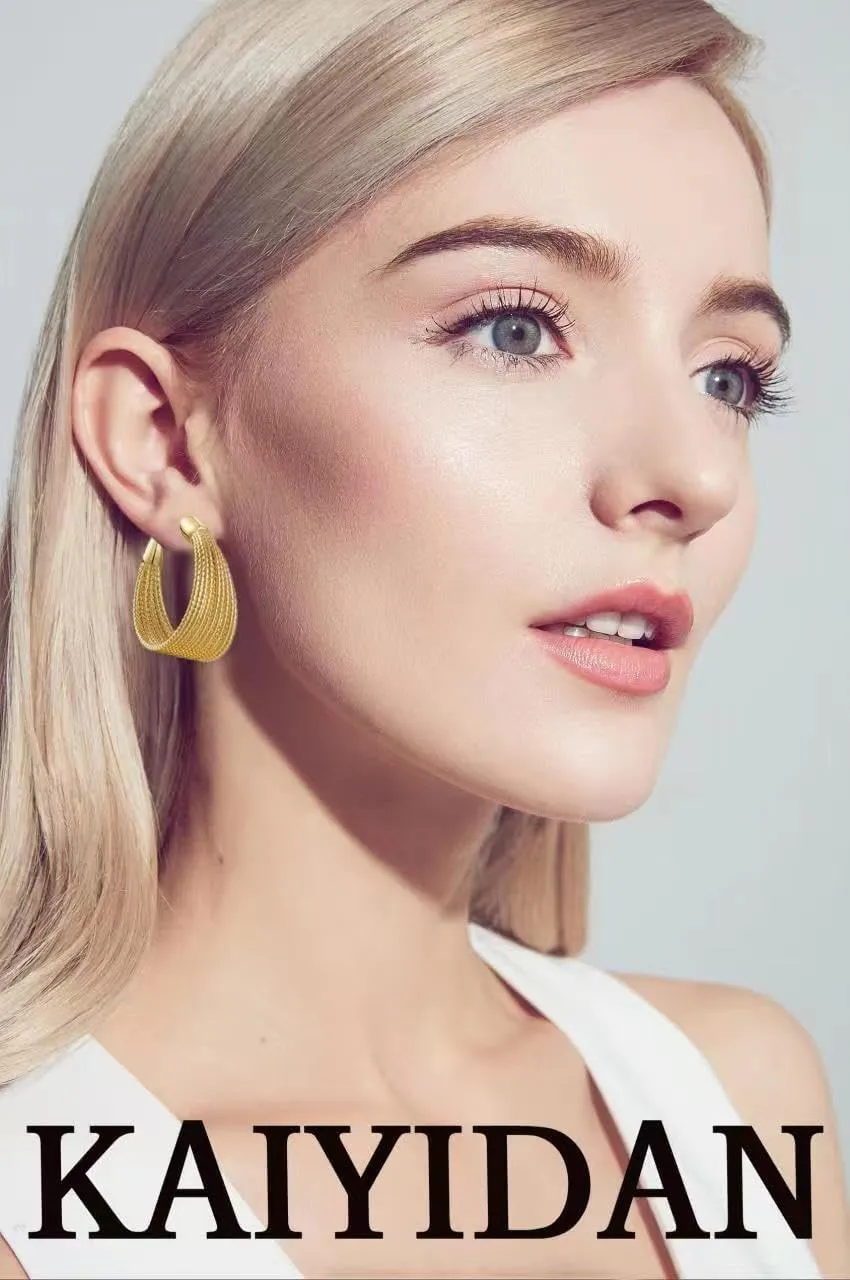 Gold Hoop Earrings For Women Trendy,14K Gold Plated Chunky Dangle Hoop Earrings,Statement Thick Yellow Gold Huggie Medium Hoops,Fashion Jewelry Gift.