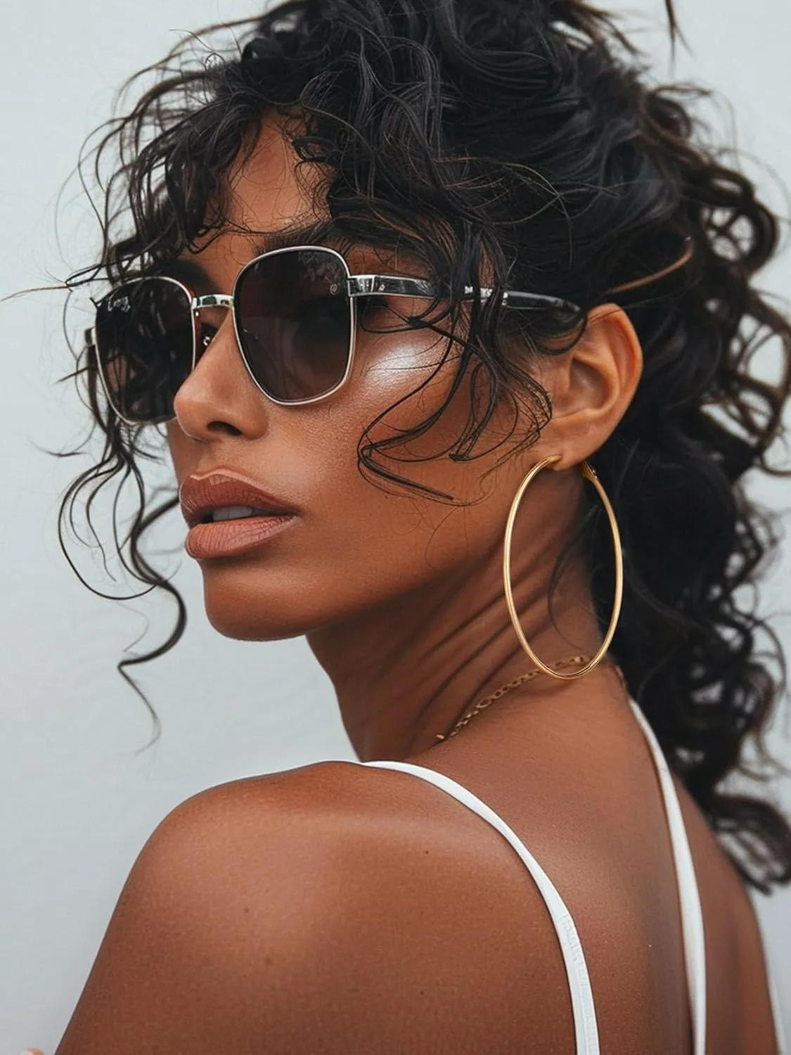 KeyStyle Gold Hoop Earrings for Women, Stainless Steel Hoops Earring Lightweight Loops, 2 mm Thick Hypoallergenic Circle Endless Thin Hoop (30 mm,50 mm,70 mm,100 mm)