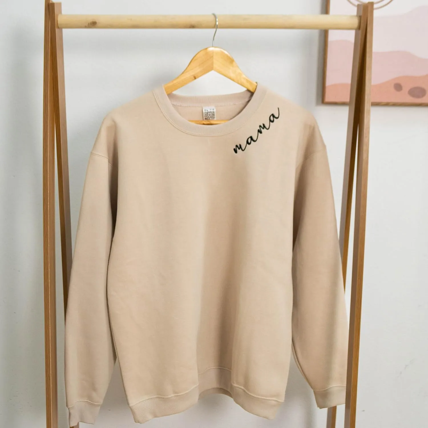 Nani - Mama Mom Embroidered Crewneck Sweatshirt Heart On Sleeve For Women -Gifts For Mom Mama Birthday Christmas Mothers Day