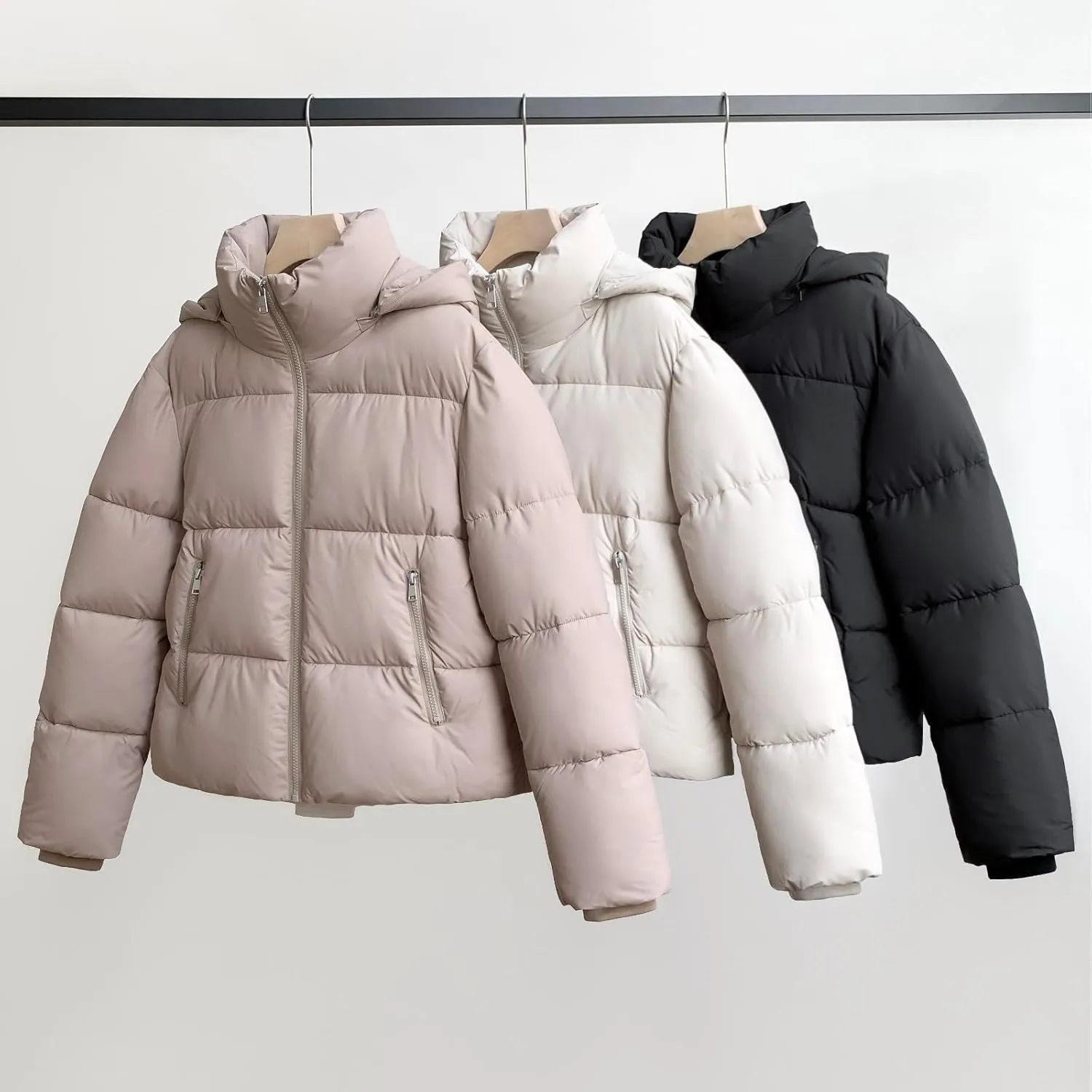 Women's Cropped Puffer Jackets,Warm Winter Jacket with Removable Hood,Zipped Pockets,Short Ladies Quilted Coat