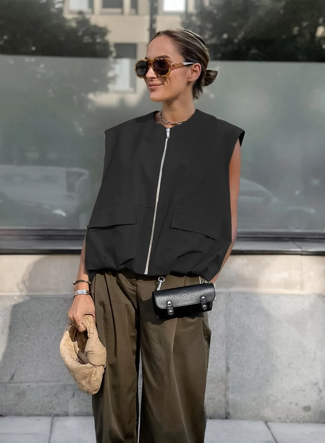 Women's Oversized Cargo Vest Casual Full Zip Up Ruched Hem Sleeveless Blazer Jackets Tops with Pockets