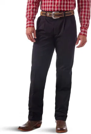 Wrangler Men's Pleated Front Casual Pant